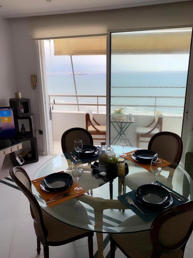Larnaca Room, 50M To The Finikoudes Beach エクステリア 写真